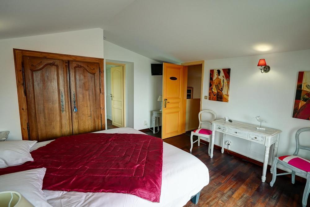 La Chaumiere, Demeure D'Hotes Lauris Экстерьер фото